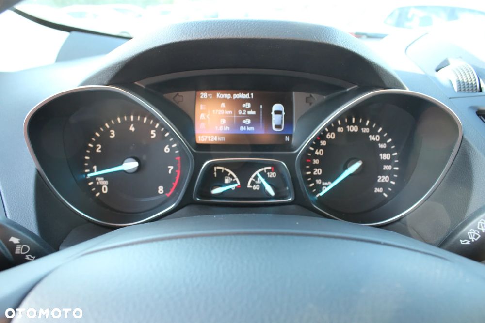 Ford Kuga 1.5 EcoBoost 2x4 Titanium - 24