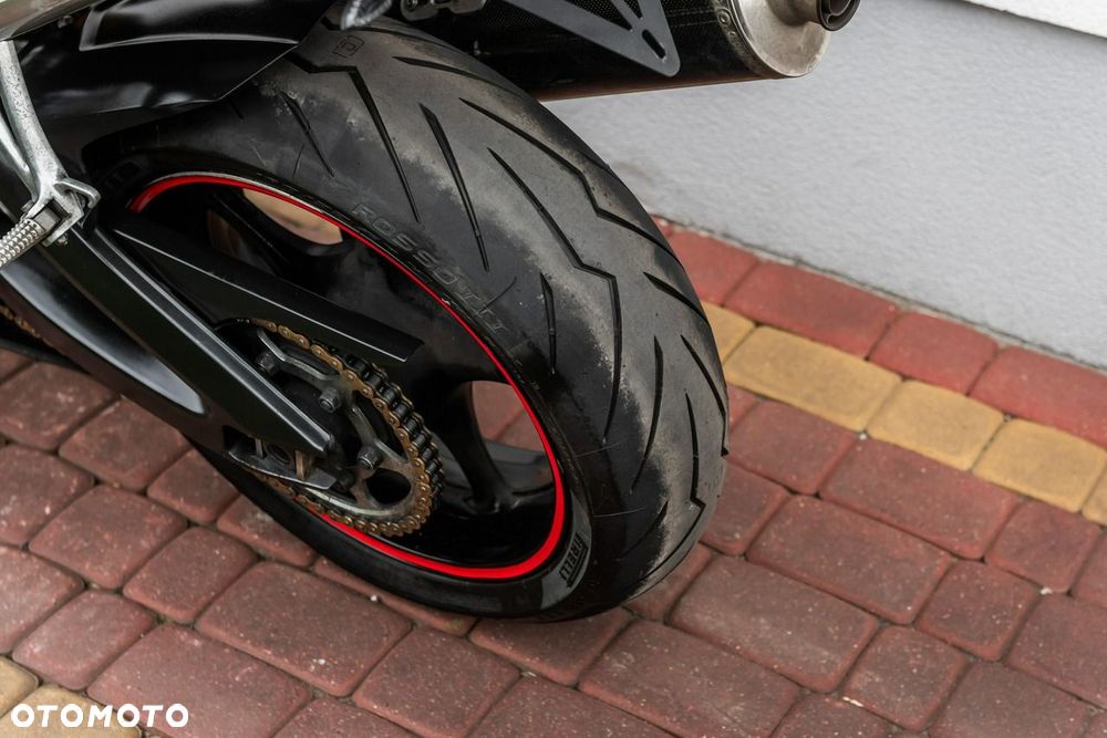 Yamaha R6 - 8