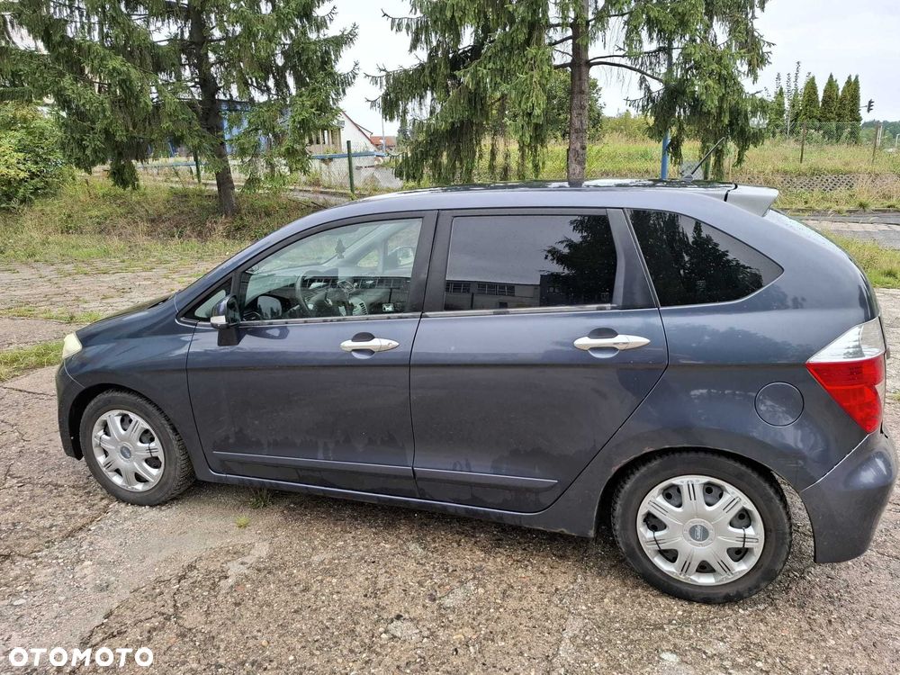 Honda FR-V - 5