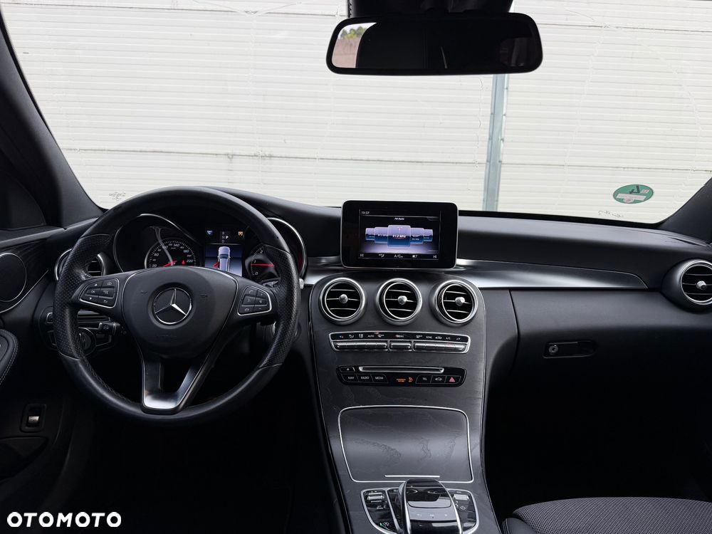 Mercedes-Benz Klasa C 220 d 9G-TRONIC Avantgarde - 5