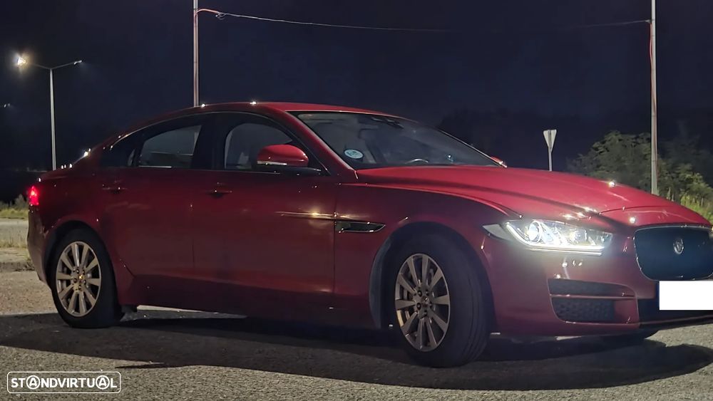 Jaguar XE 20d Aut. Portfolio - 13
