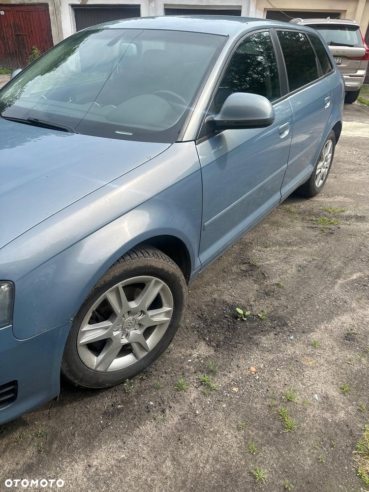 Audi A3 Sportback 2.0 TDI DPF S tronic S line Sportpaket - 8