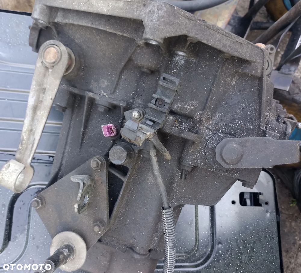 Skrzynia 20CQ16 20CP23 biegów 1.4 1.6 16V C4 206 207 307 - 2