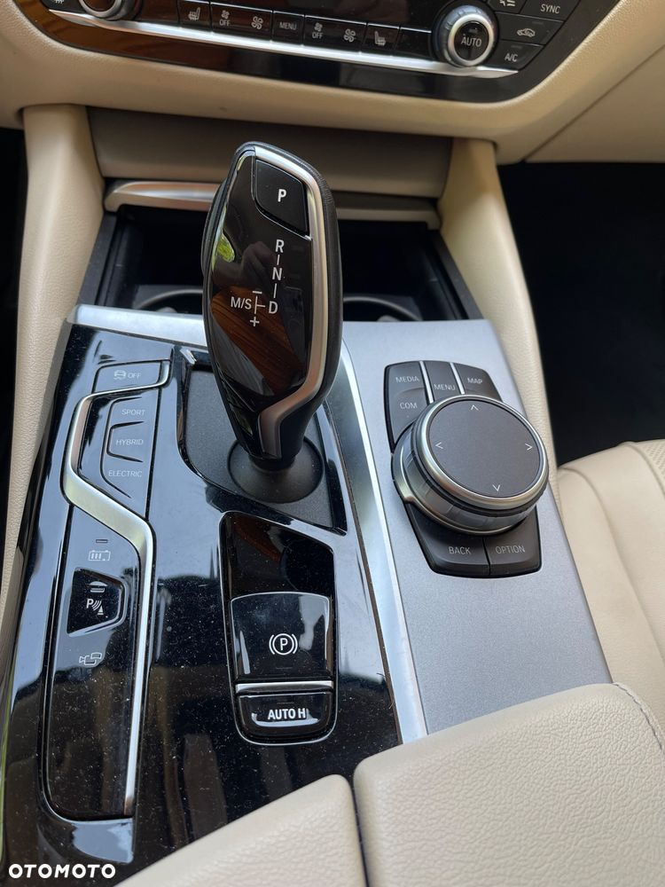 BMW Seria 5 - 14