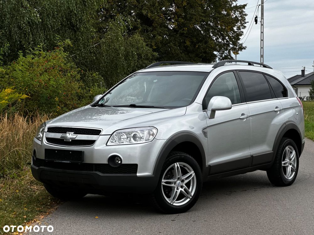 Chevrolet Captiva 2.4 LS - 3