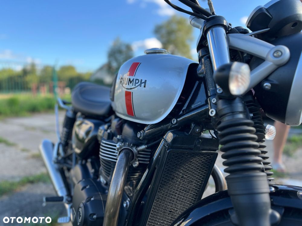 Triumph Street Twin - 4