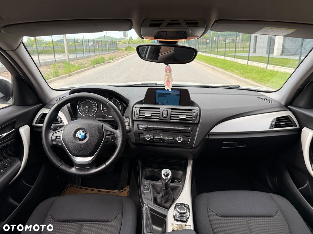 BMW Seria 1 116d - 23