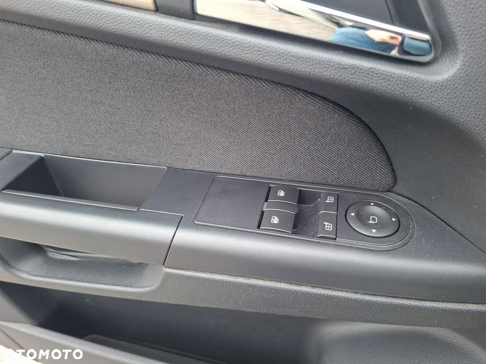 Opel Astra 1.9 CDTI Enjoy - 14