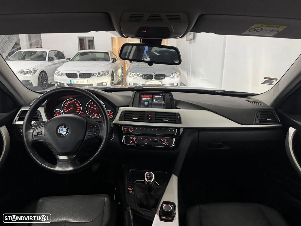 BMW 316 d Touring - 35