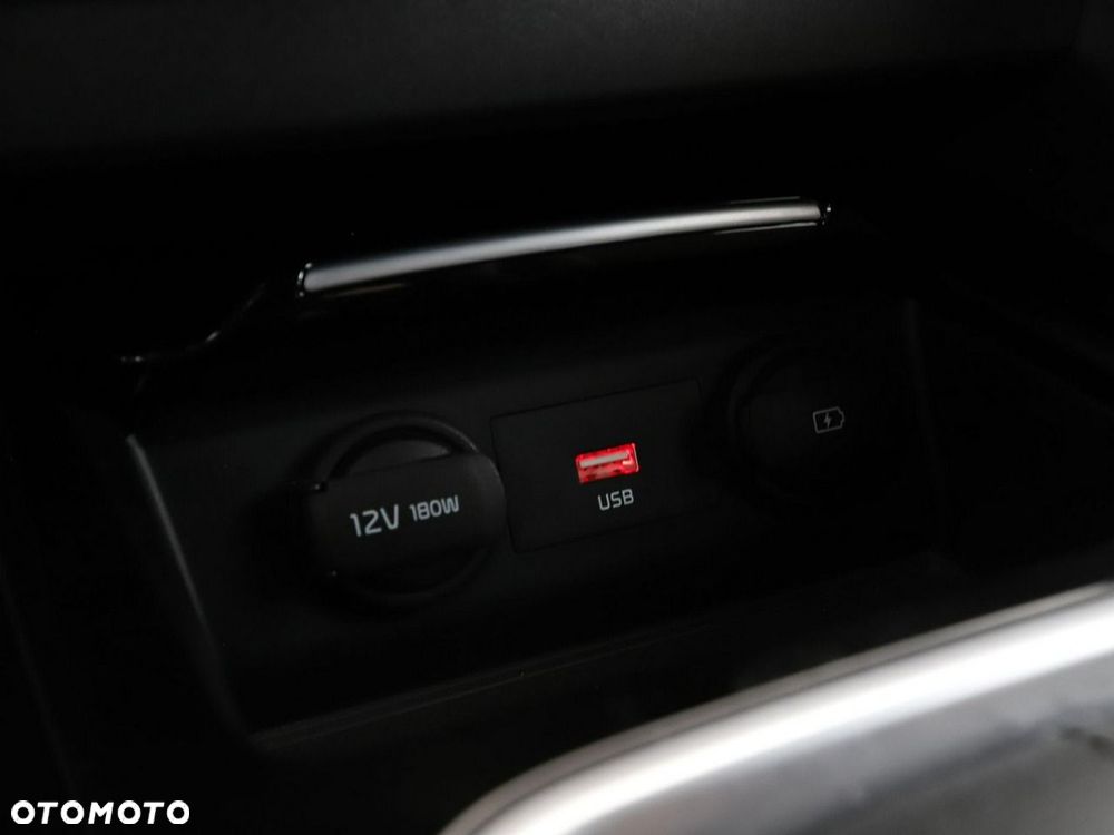Kia XCeed - 29