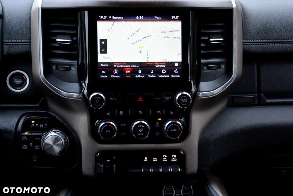 Dodge RAM - 33
