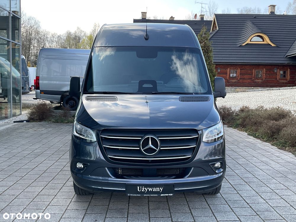 Mercedes-Benz Sprinter 319 - 2