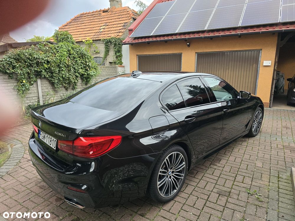 BMW Seria 5 530i xDrive mHEV M Sport sport - 7