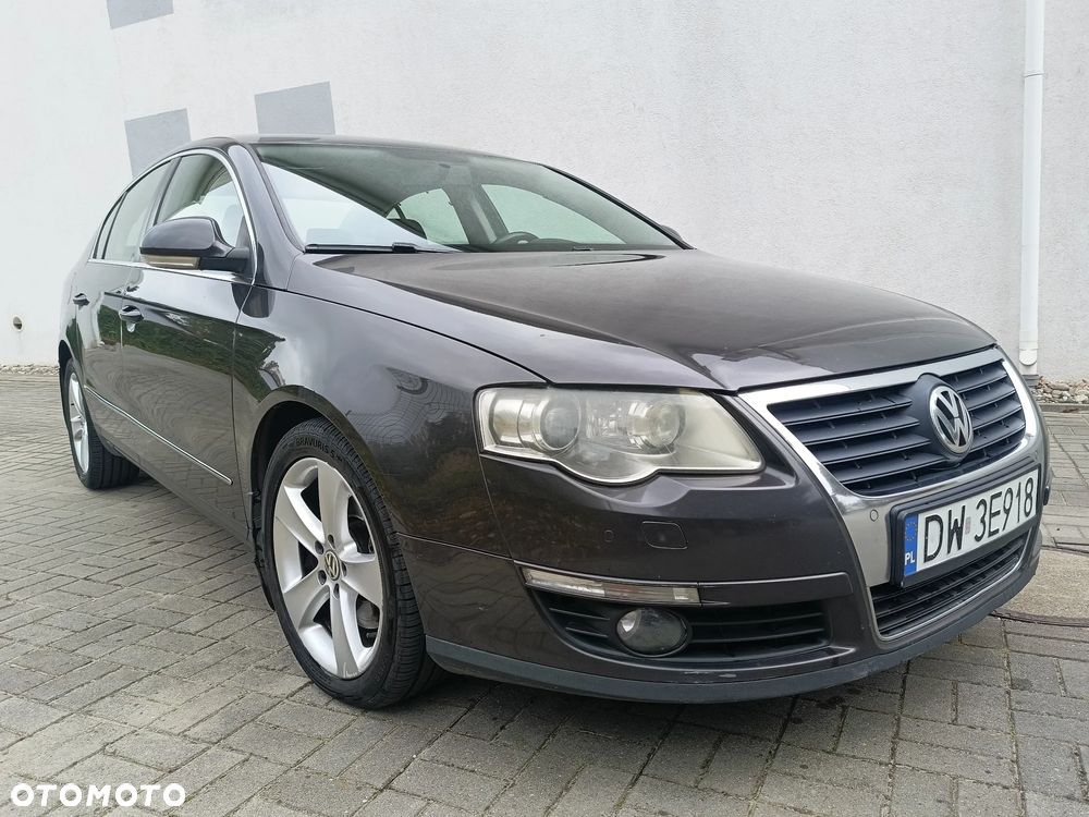 Volkswagen Passat 2.0 TDI Comfortline DSG - 16
