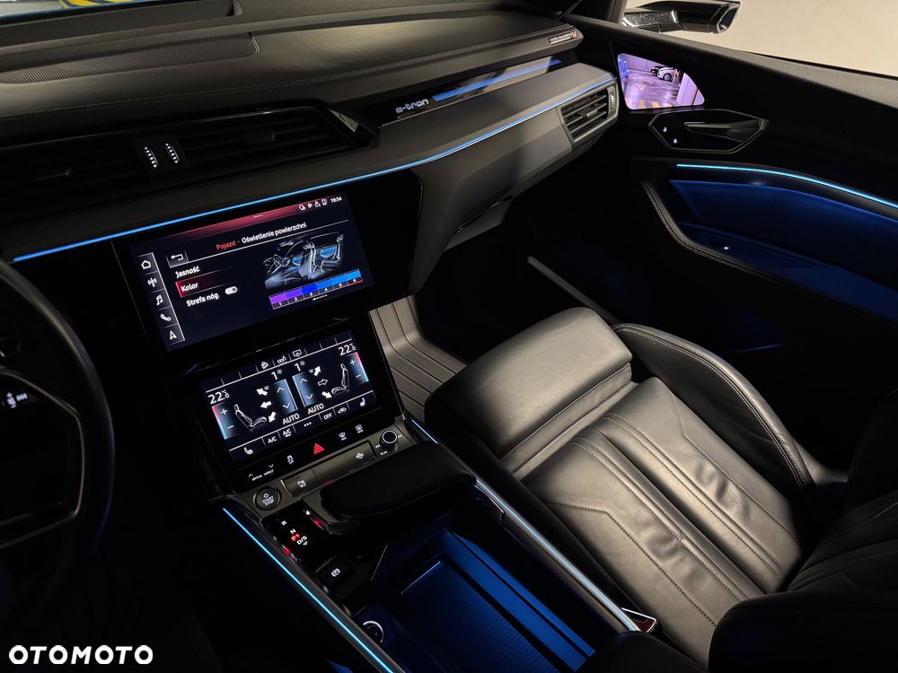 Audi e-tron 55 Quattro S line - 18