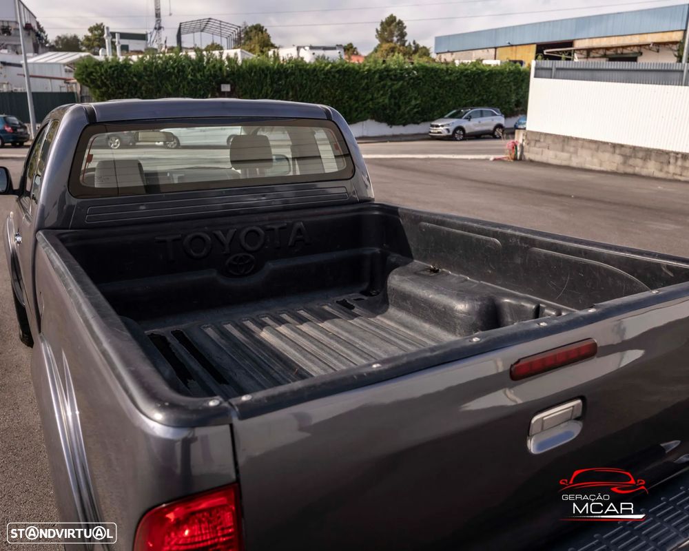 Toyota Hilux - 5