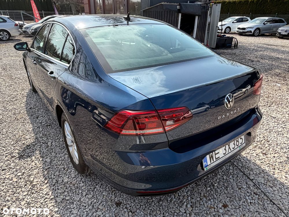 Volkswagen Passat 2.0 TDI EVO Business DSG - 6
