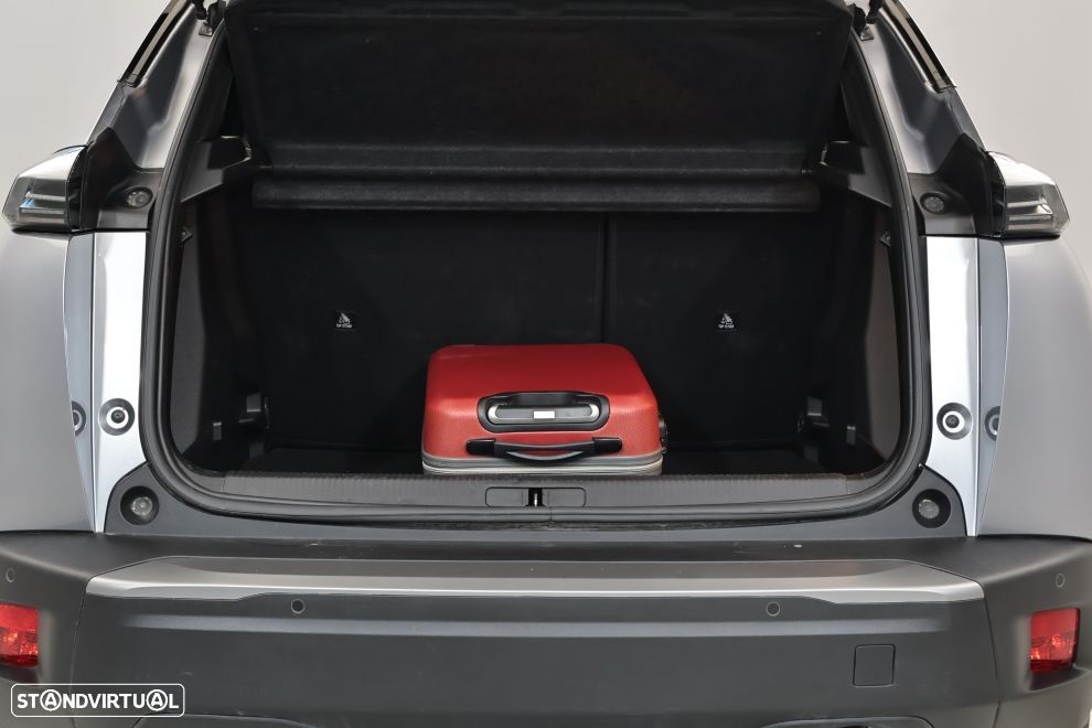 Peugeot 2008 1.2 PureTech Allure - 23