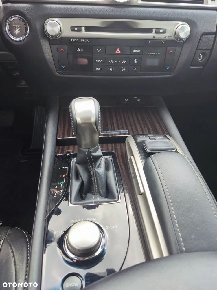 Lexus GS 200t / 300 Prestige - 16