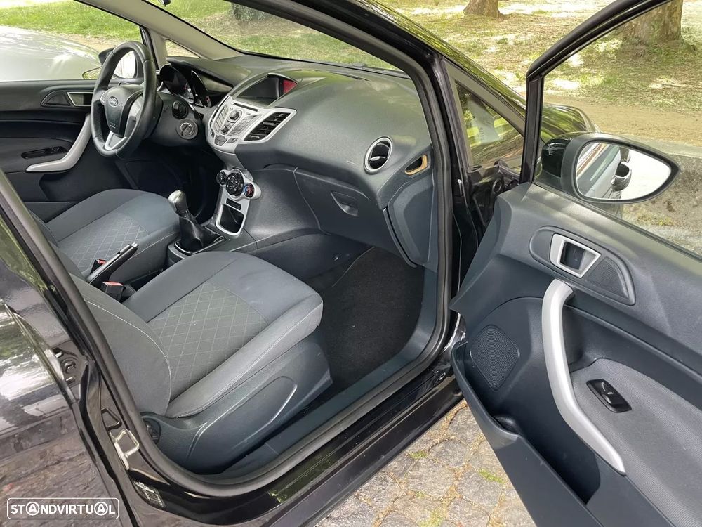 Ford Fiesta 1.6 TDCI Trend ECOnetic - 25