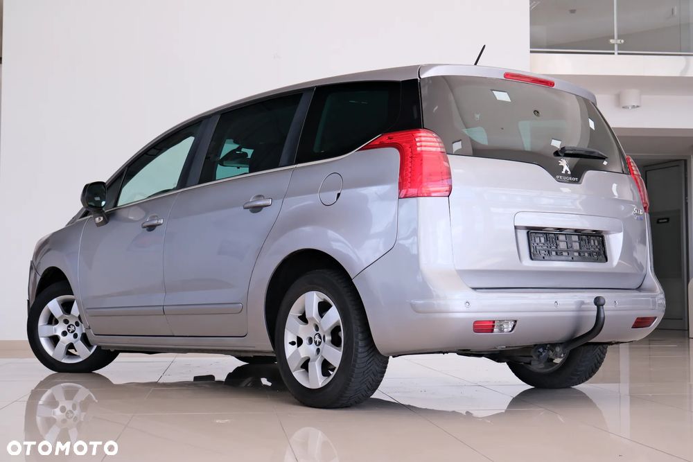 Peugeot 5008 - 12