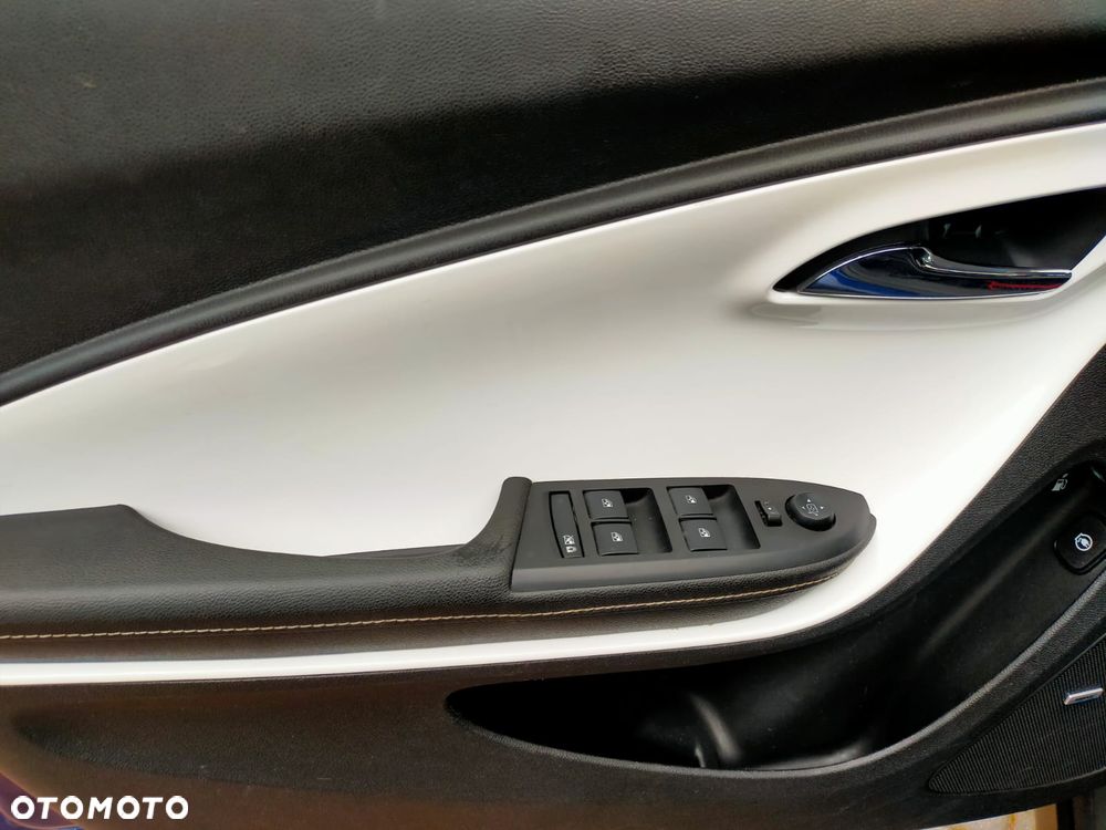 Chevrolet Volt Exclusive - 9