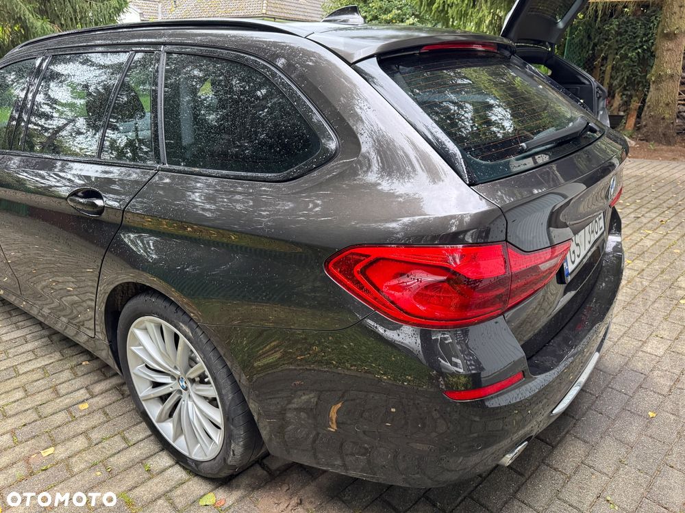 BMW Seria 5 520d xDrive Luxury Line sport - 6