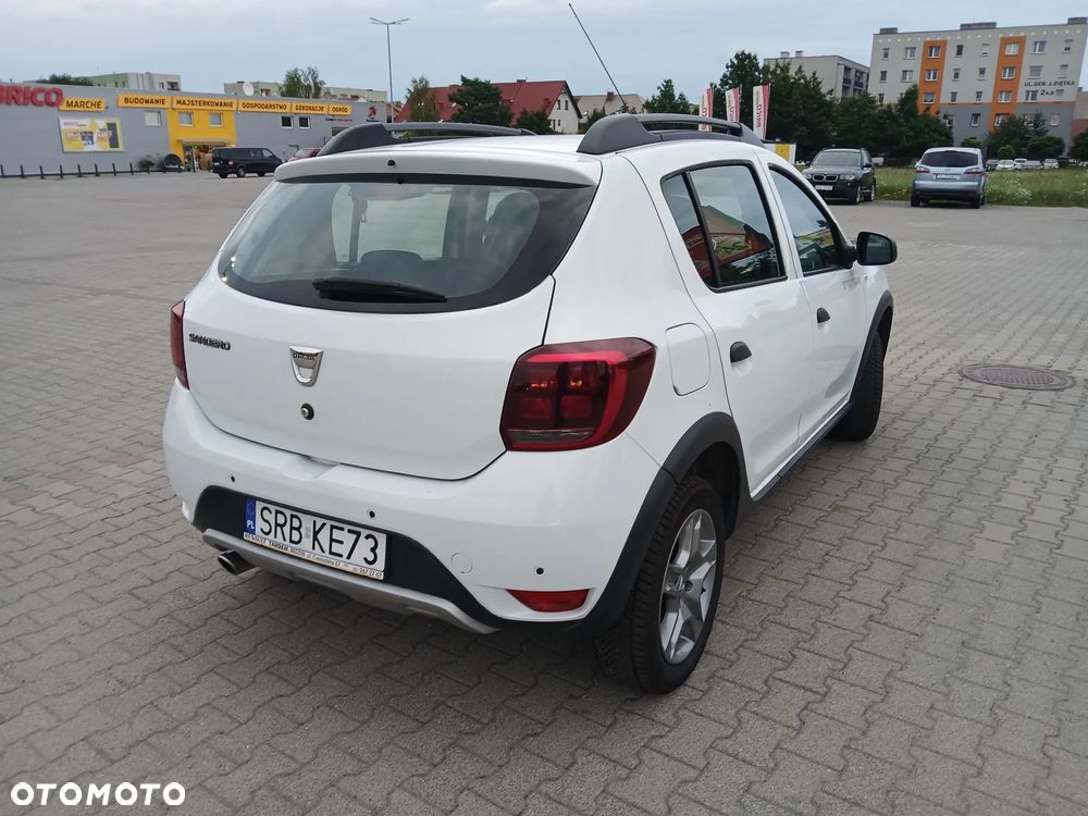 Dacia Sandero TCe 90 Laureate - 3