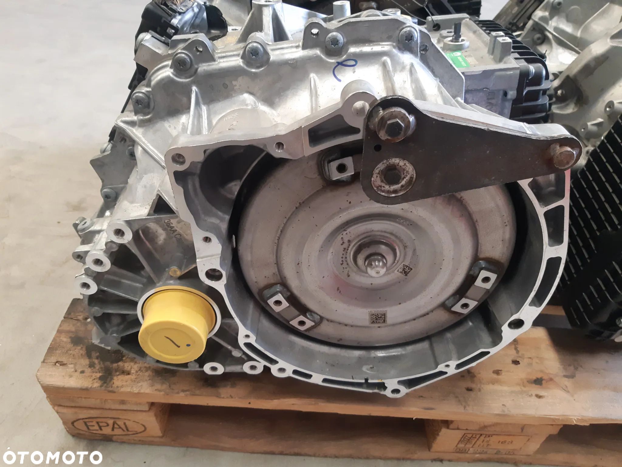 SKRZYNIA BIEGÓW JEEP COMPASS 1.4B P68428710AA - 1