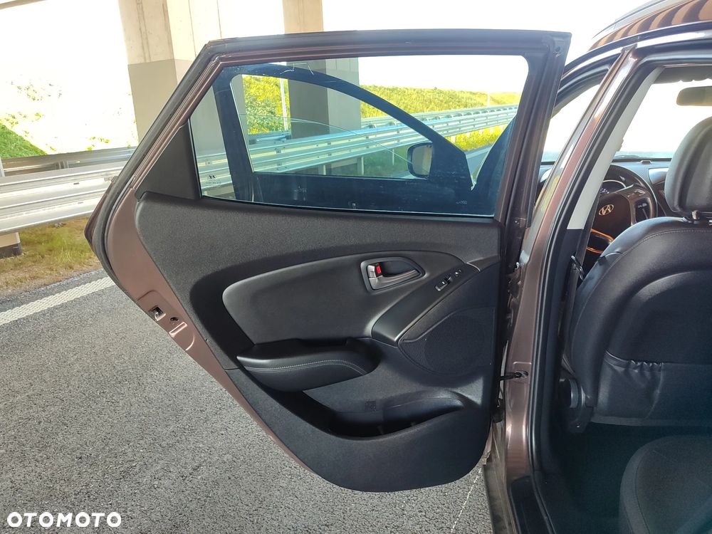 Hyundai ix35 1.6 GDI Comfort 2WD - 18