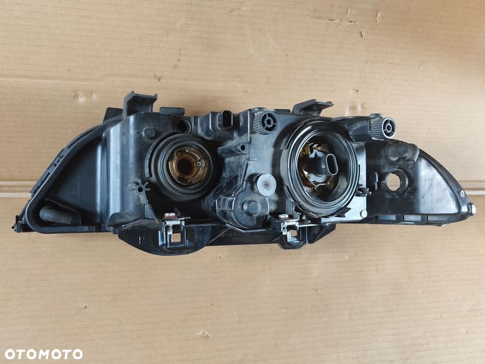 BMW 5 E39 2.0D LAMPA PRAWY PRZÓD EUROPA ORYGINAŁ - 11