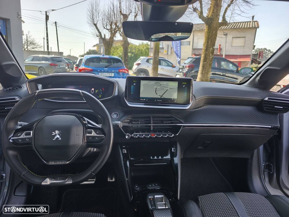 Peugeot e-208 GT Pack - 22