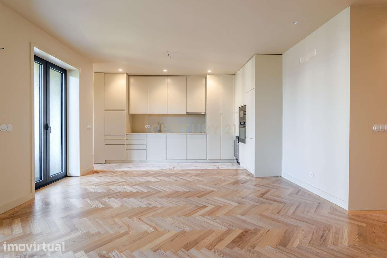 Bonjardim Majestic: T2+1 com jardim privativo junto ao Marquês - Grande imagem: 2/29