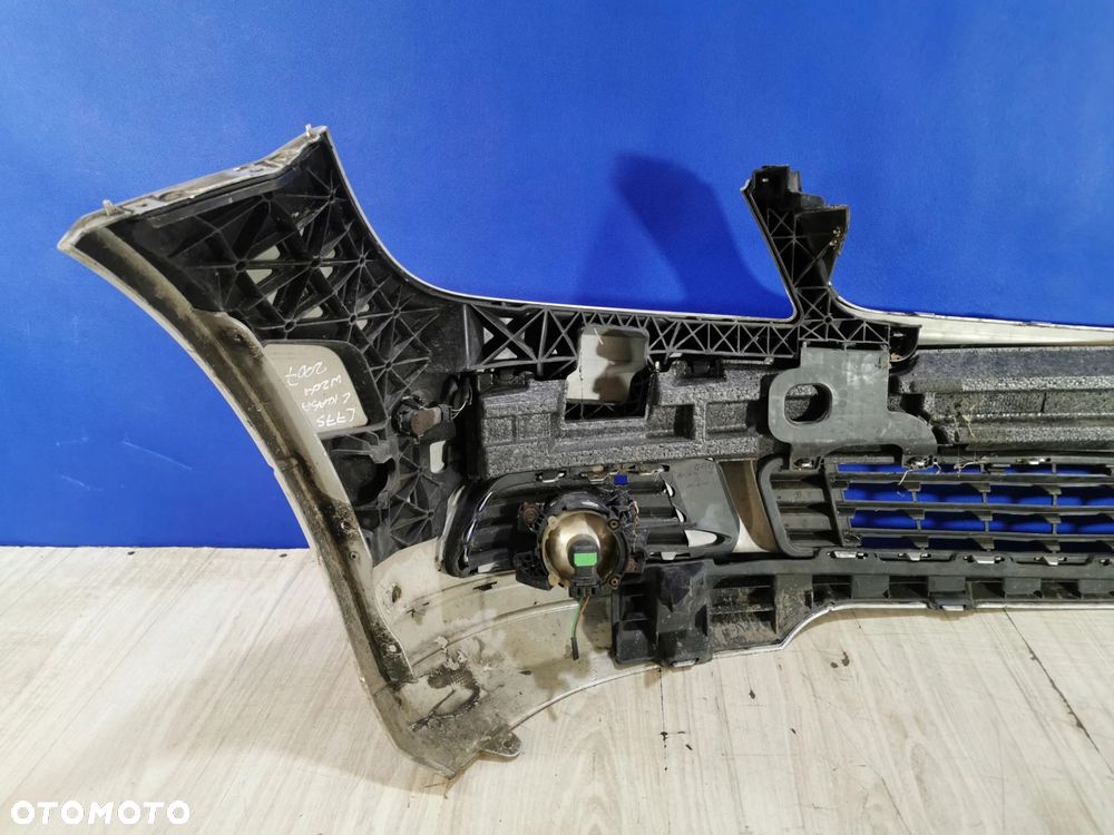 Mercedes C-Klasa W204 07/11 zderzak przód przedni C775 PDC - 5
