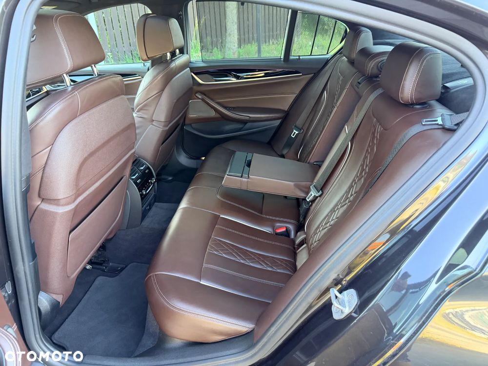 BMW Seria 5 530i xDrive M Sport sport - 17
