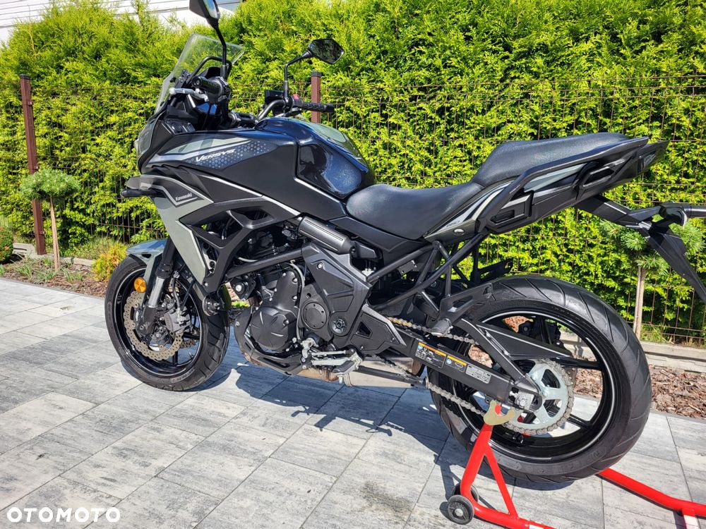 Kawasaki Versys 650 - 17