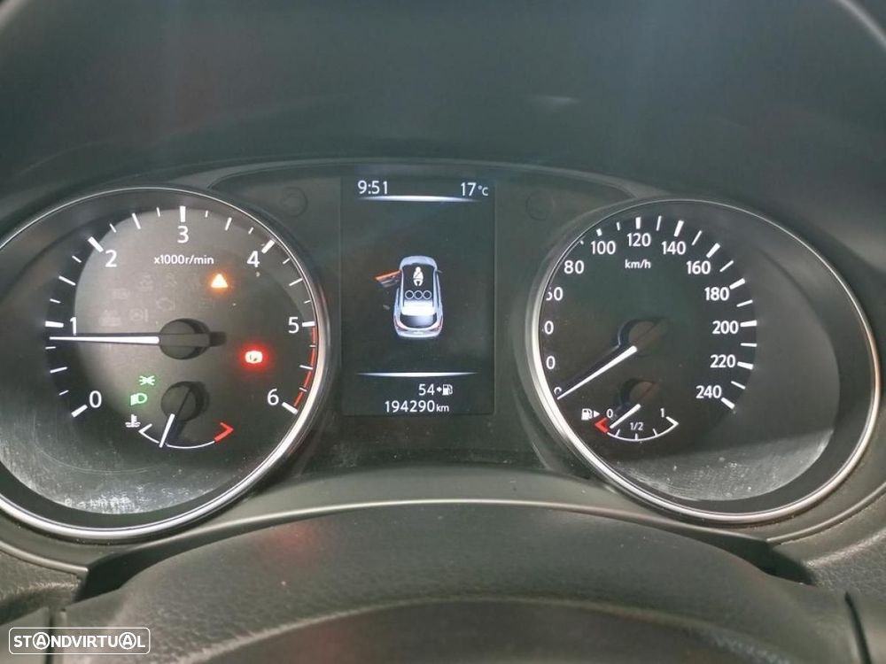 Nissan Qashqai 1.5 dCi N-Connecta - 7