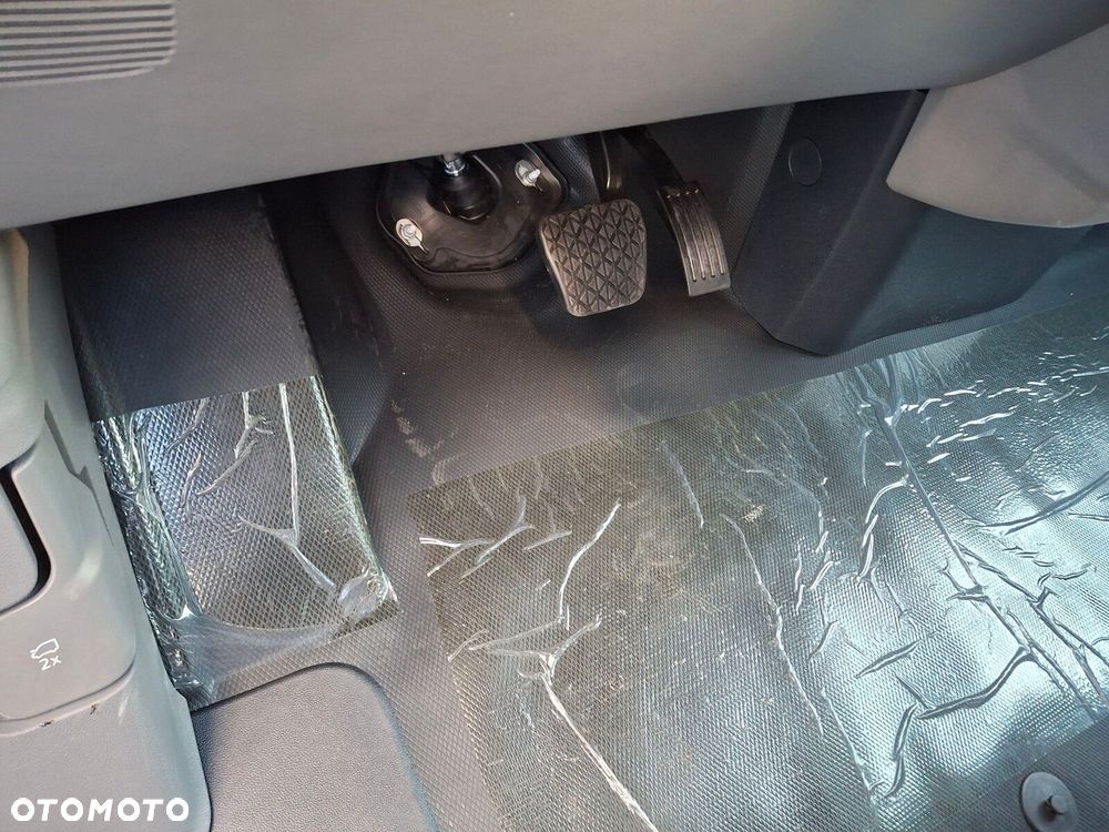 Volkswagen Transporter Furgon - 17