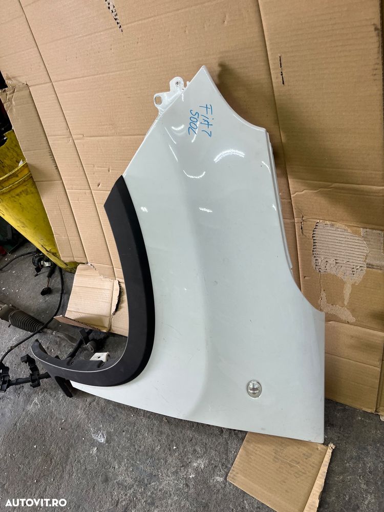 Aripa stanga fata fiat 500L 2015 - 2