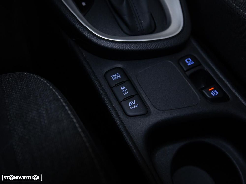 Toyota Yaris Cross 1.5 HDF Comfort Plus - 18