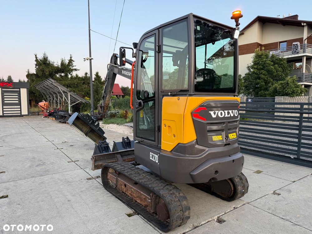Volvo EC27D - 3