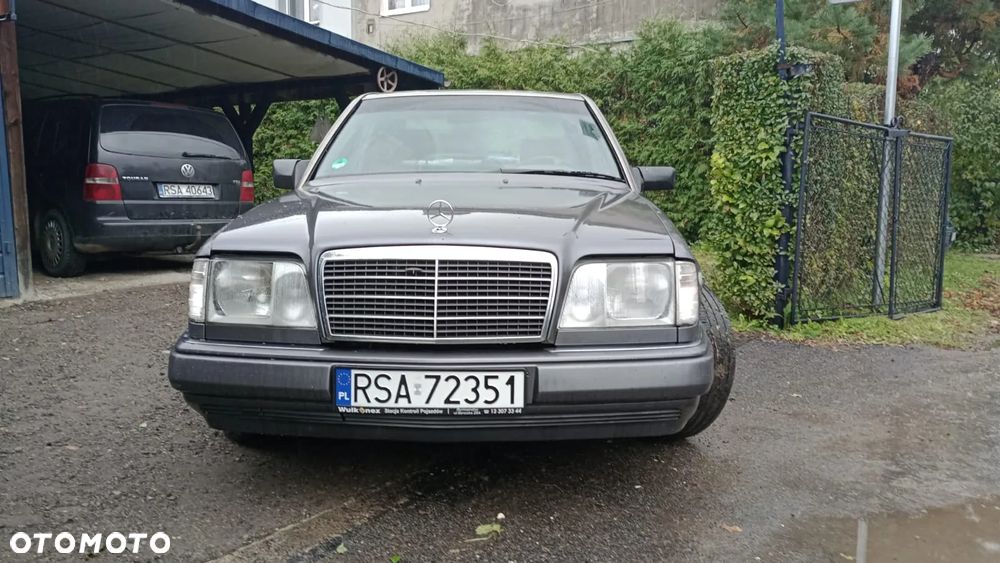 Mercedes-Benz W124 (1984-1993) - 1