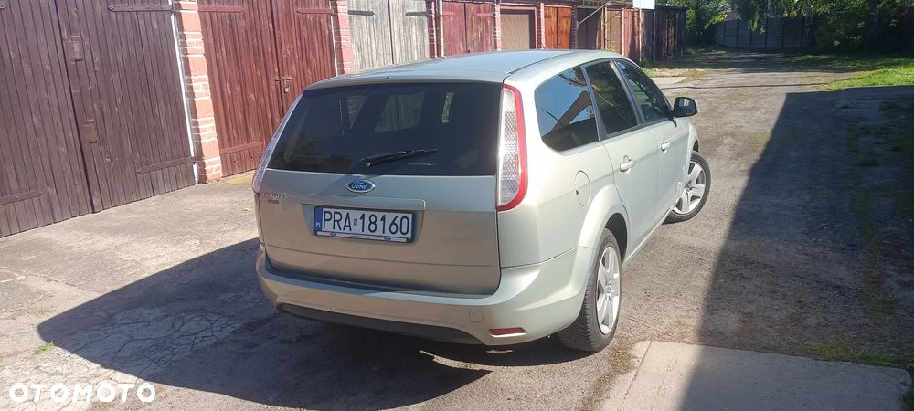 Ford Focus 1.6 16V Ambiente - 15