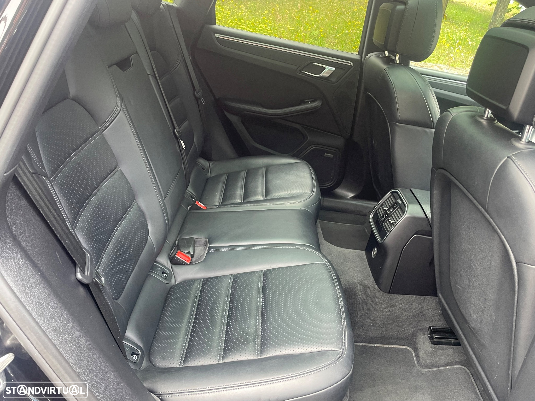 Porsche Macan Standard - 34
