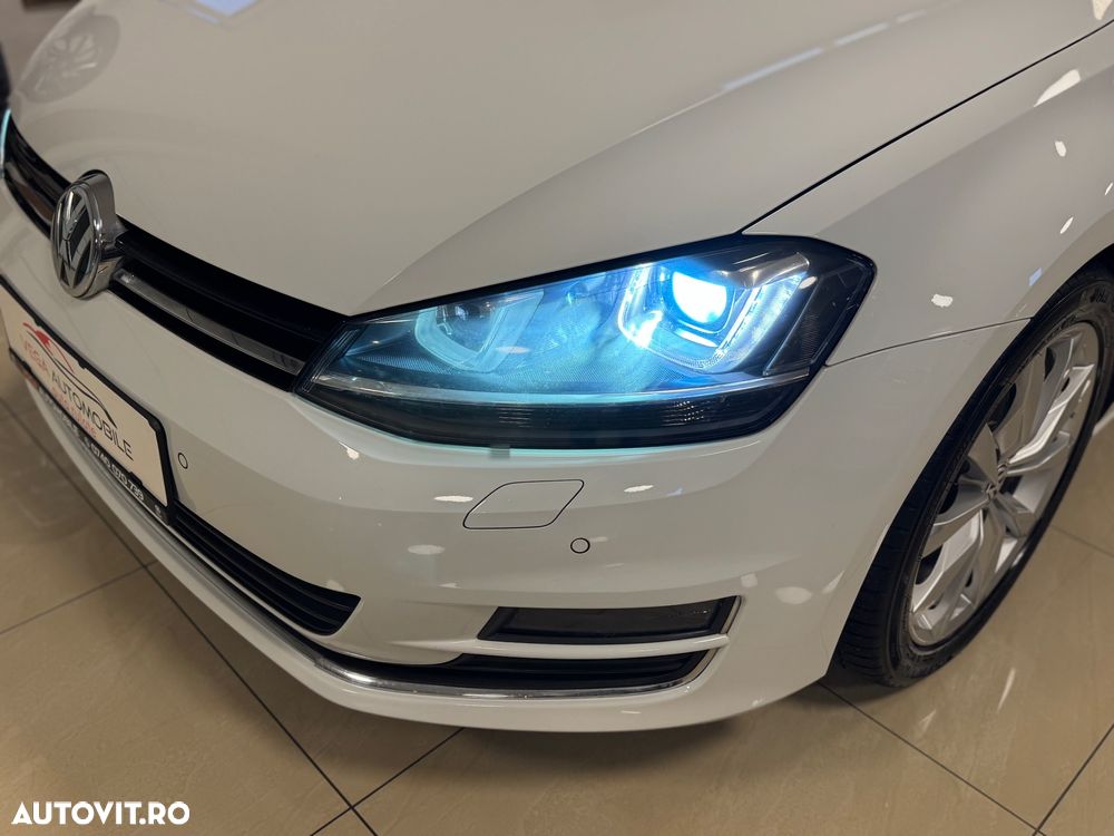 Volkswagen Golf 2.0 TDI DPF BlueMotion Technology Style - 32