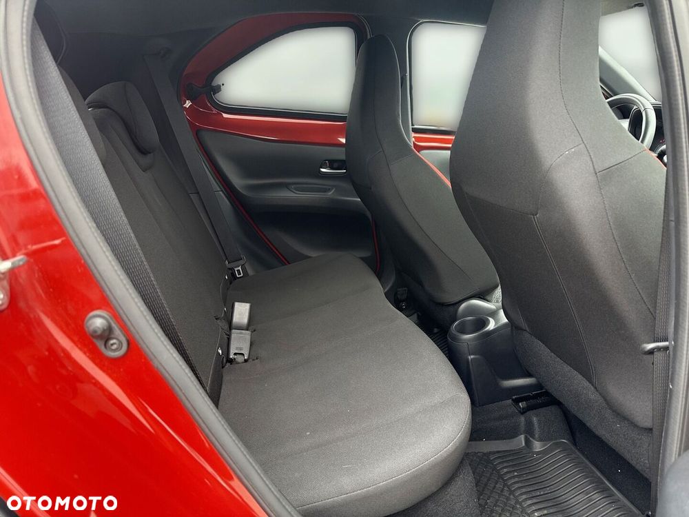 Toyota Aygo X - 10