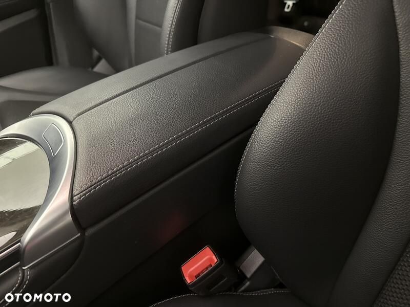 Mercedes-Benz GLC - 19