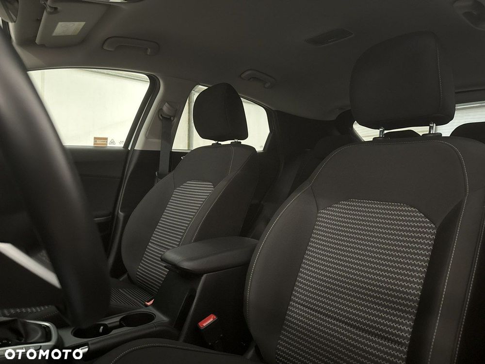Kia XCeed - 12