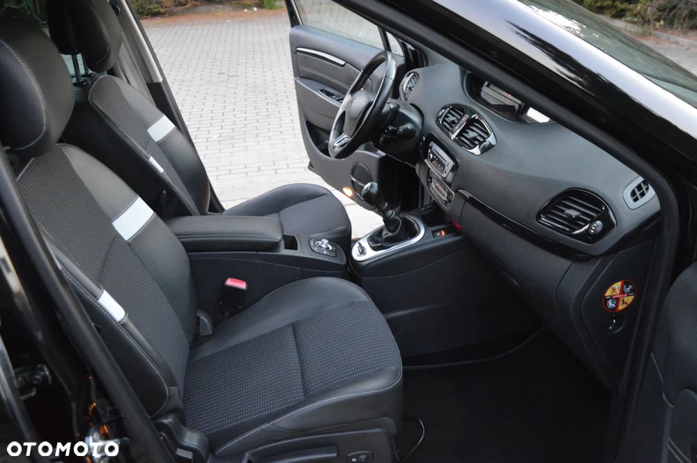 Renault Scenic ENERGY TCe 115 S&S Bose Edition - 12