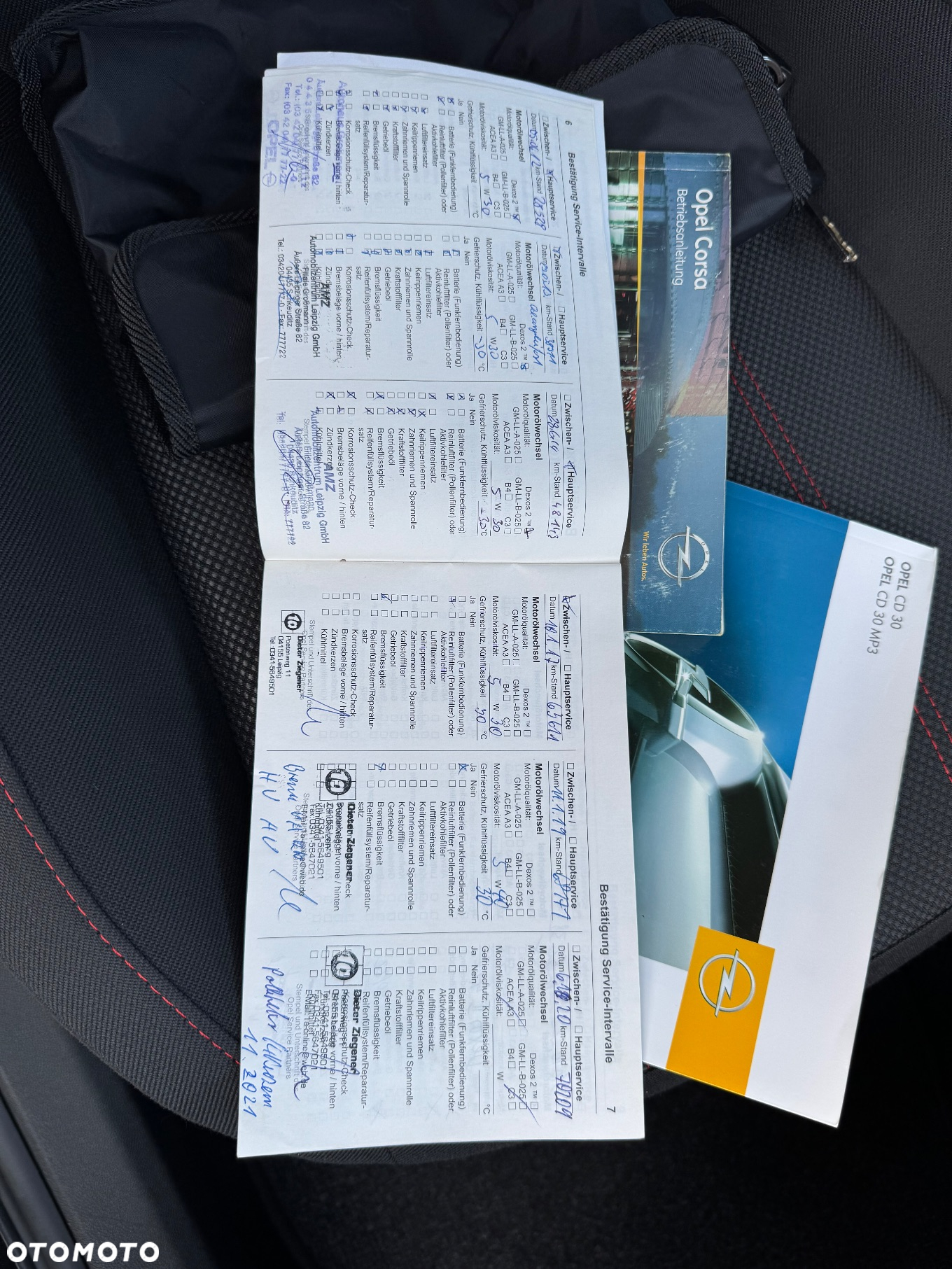 Opel Corsa 1.4 16V 150 Jahre - 18